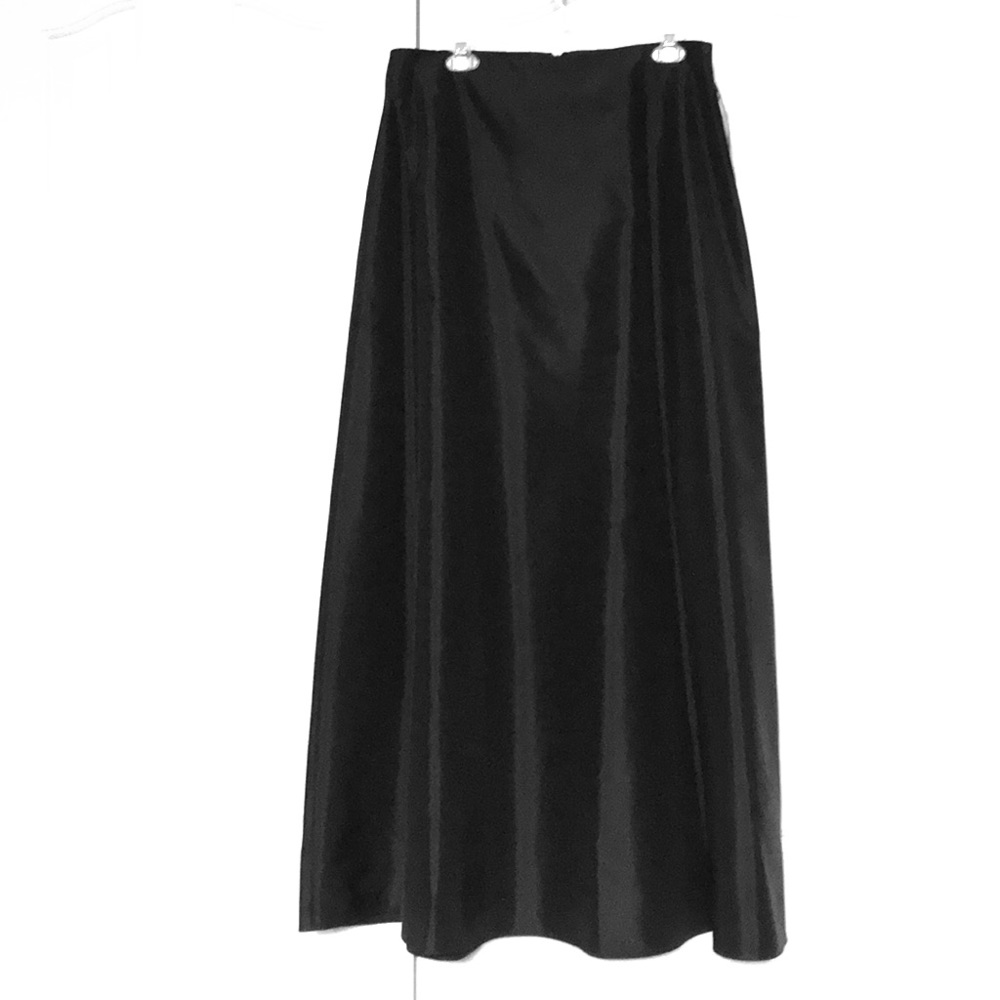 🔥FINAL REDUCTION 🔥LONG LINED SKIRT BLACK SZ (14)